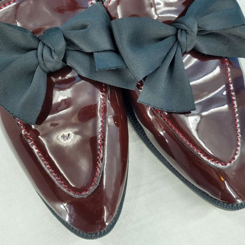 N/A burgundy maroon
